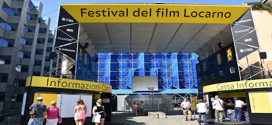 Enttrée zum Locarno Film Festival an der Piazza Grande