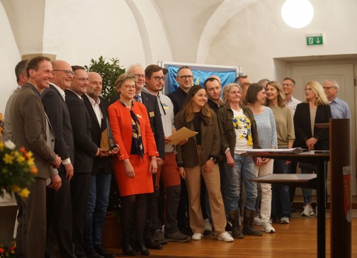 OB Dr. Hammer und die Ausgezeichneten