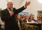 Klaus Löffler ist sich nicht so wichtig - ohne sein Team wäre die dauerhafte Hilfe nicht möglich 