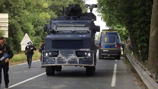Manifestation contre l' A69 5 juillet 2025 dans le Tarn chateau de Scopont